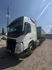 Volvo FM Truck 6x2 фото 1