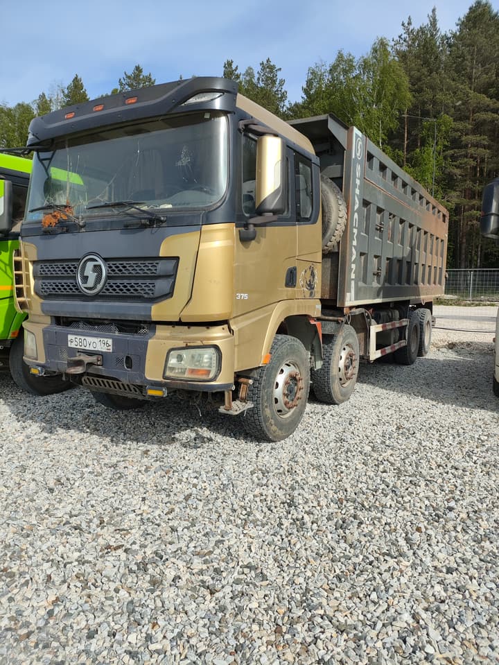 Shacman SX33186T366